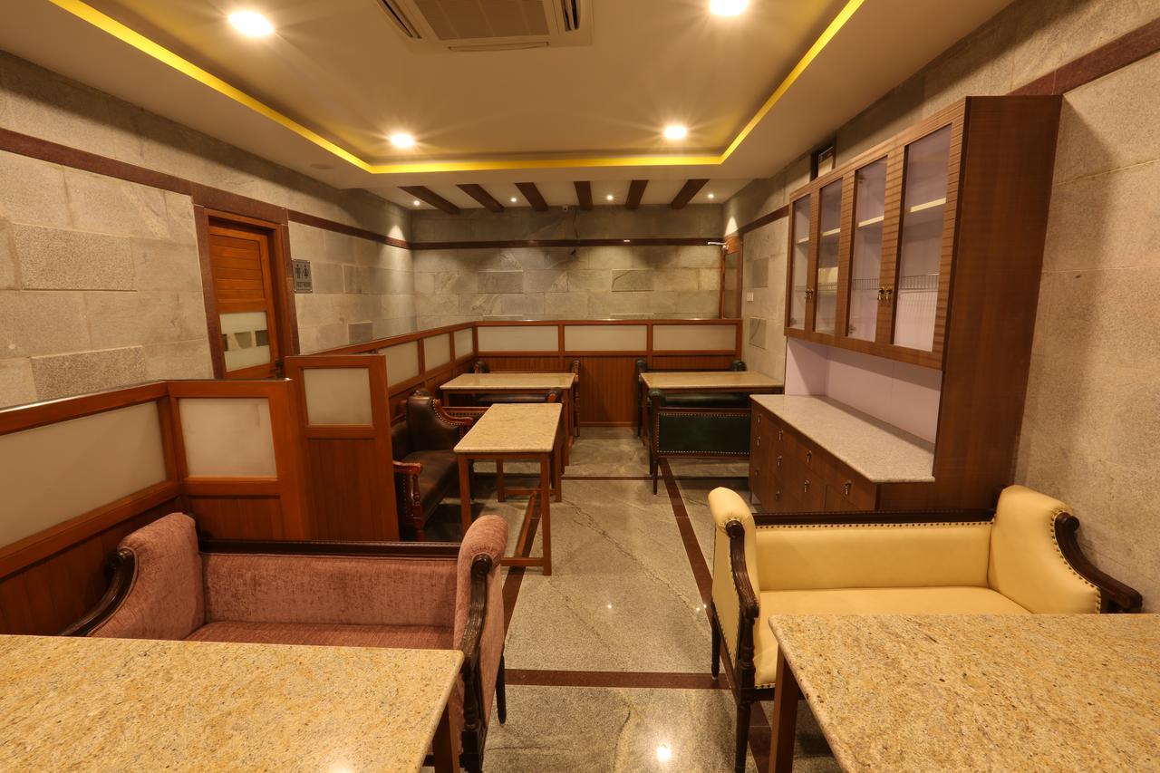Mayapuri Amira 库姆巴科纳姆 外观 照片